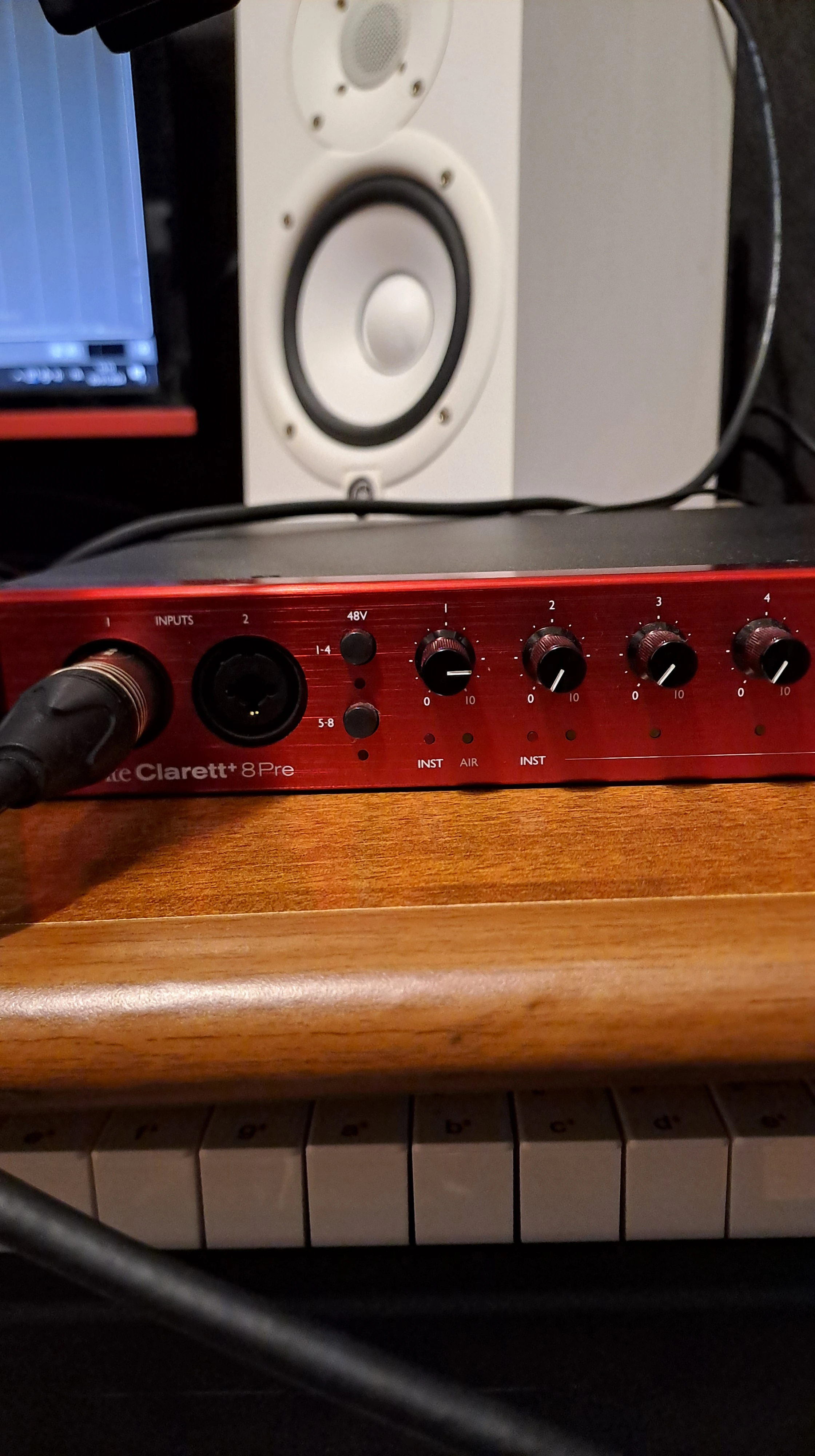 Clarett Gain - Without VoiceChannel.webp