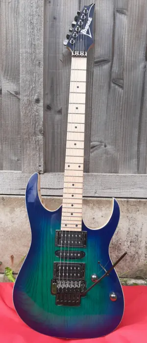 Ibanez1.webp