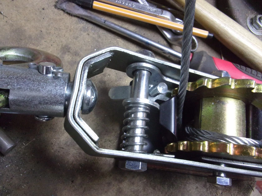 Jammed winch_0005.webp