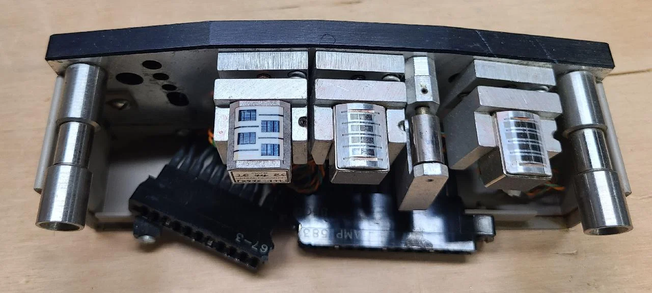 MCI JH-110 1-2 headblock 1.webp