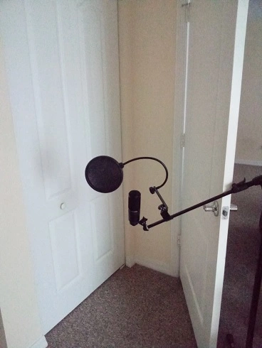 mic corner.webp