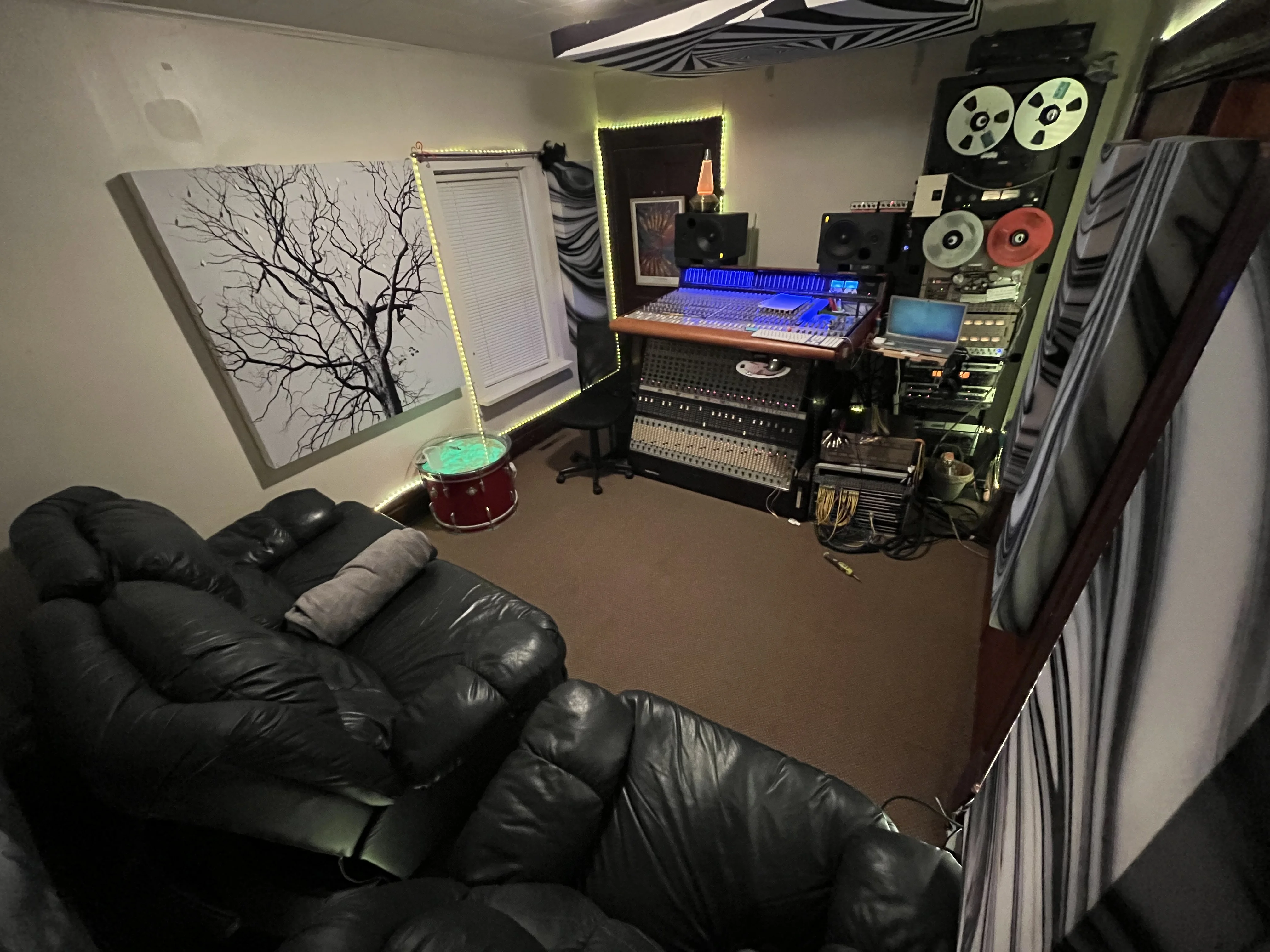 mixroom.webp