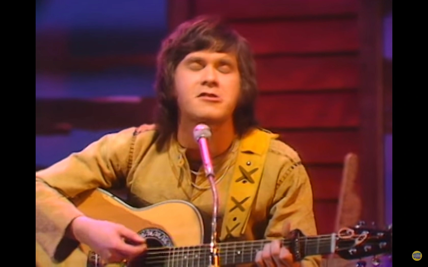 Oliver Ed sullivan Mic.webp
