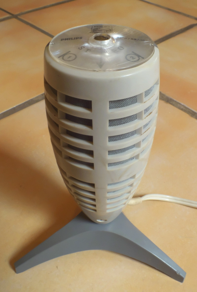 Phillips stereo mic front small.webp