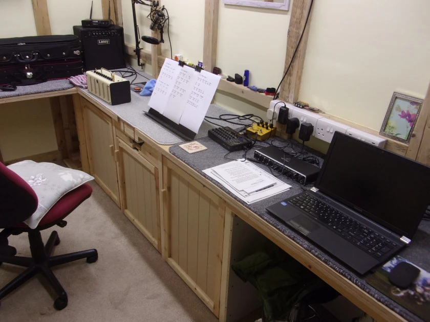 Studio_0001.webp