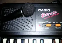 Casio_Rapman-left+mic.webp