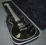 epiphone lp in case small.jpg