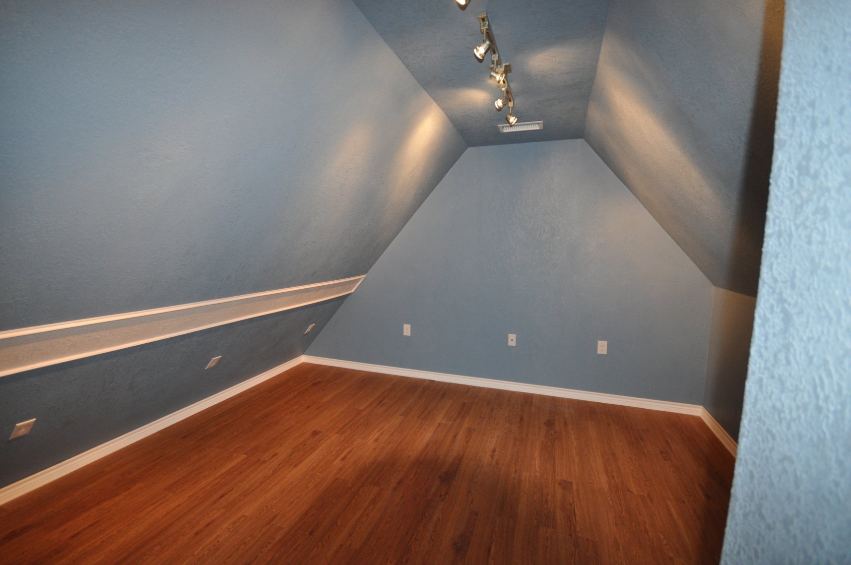 studio_final6.jpg