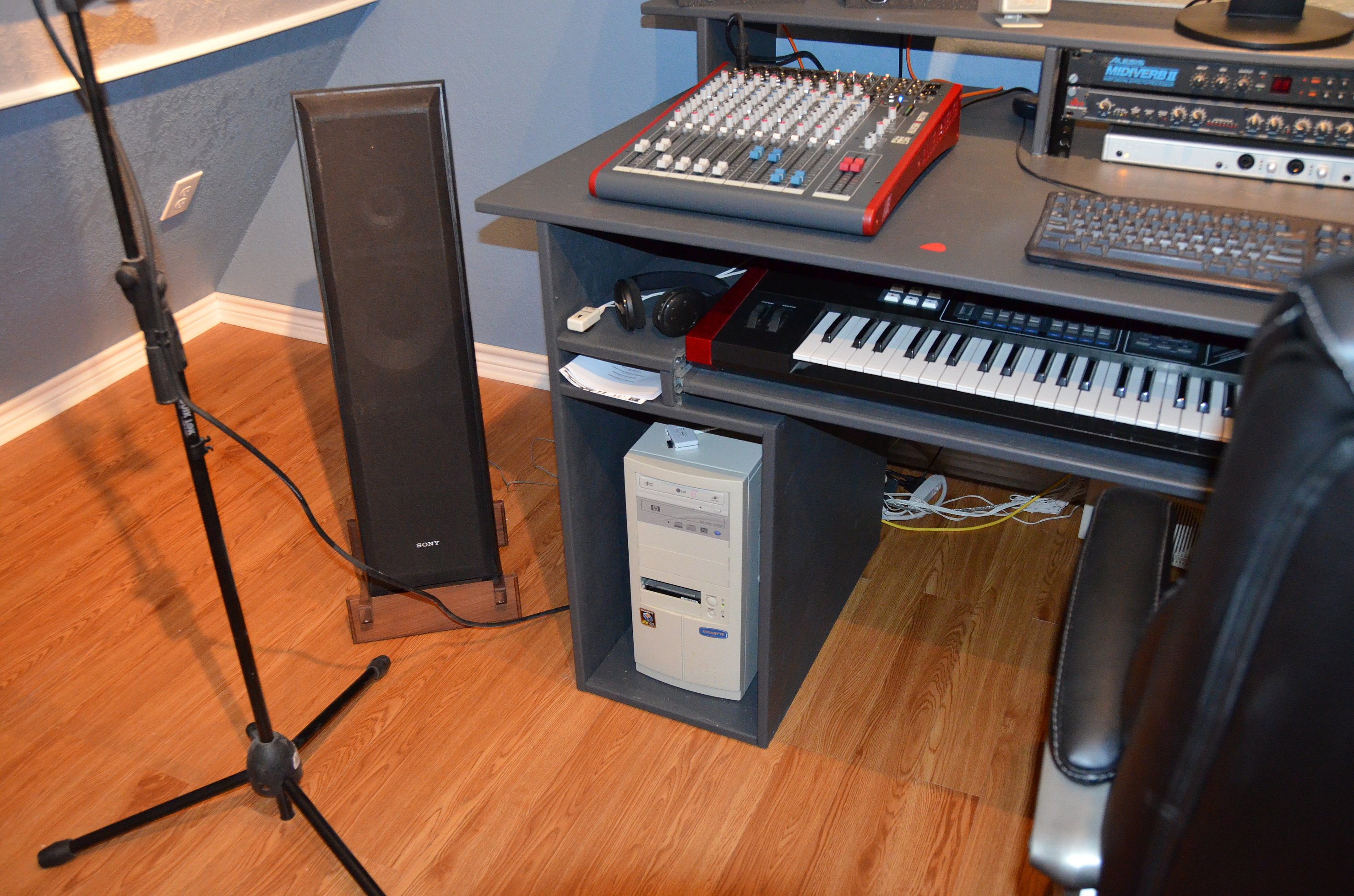 StudioFinal10.jpg