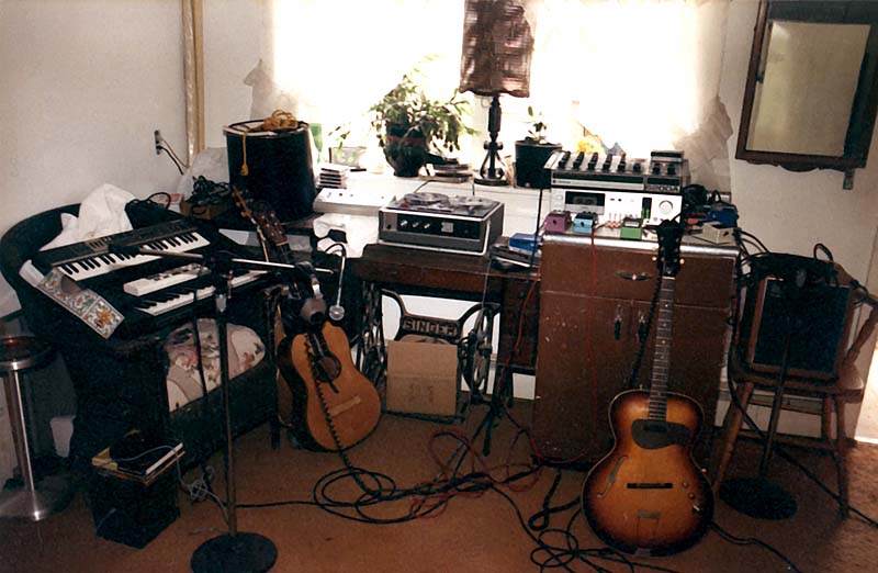 studioshot-lr.jpg