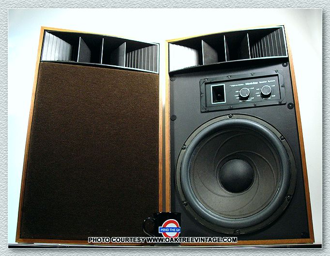 Realistic_Mach_One_Stereo_Speakers_web.jpg