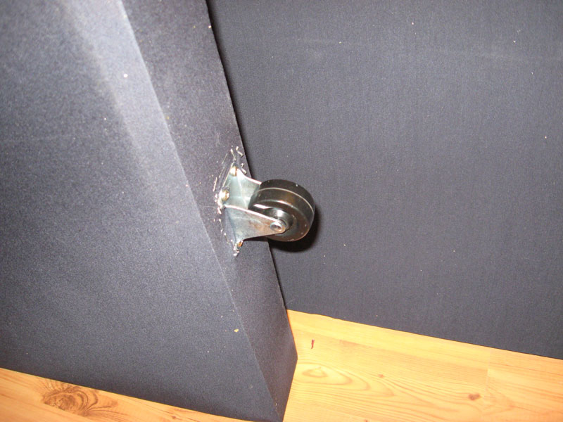 door_bottom.jpg