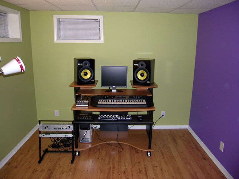 desk_1.jpg