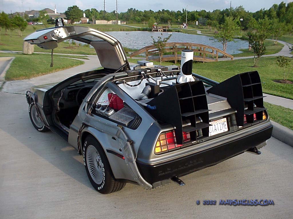 dlorean1.jpg