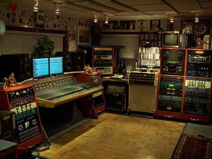 Studio03.jpg