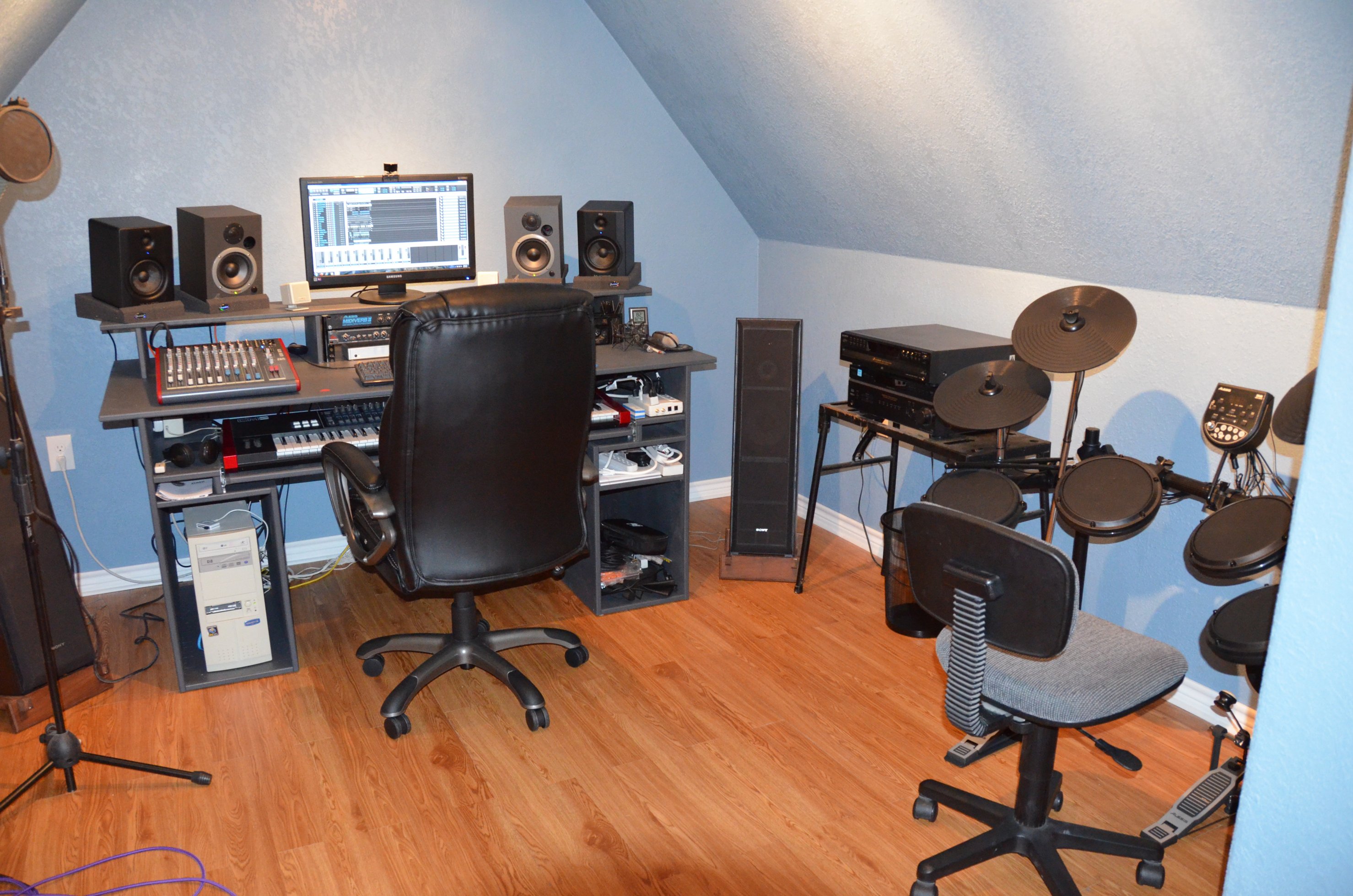 StudioFinal22.jpg