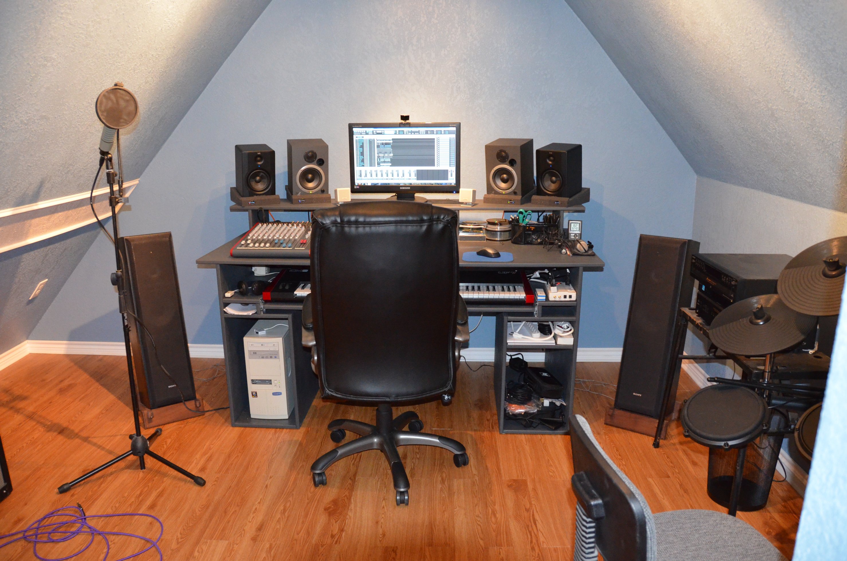 StudioFinal23.jpg