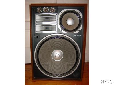 SPX9700_3.jpg
