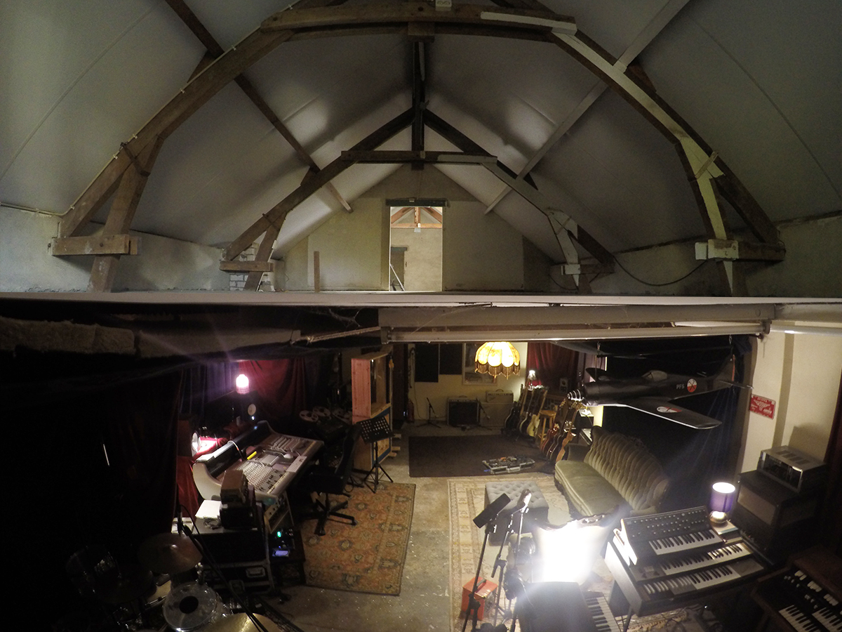 studio02.jpg
