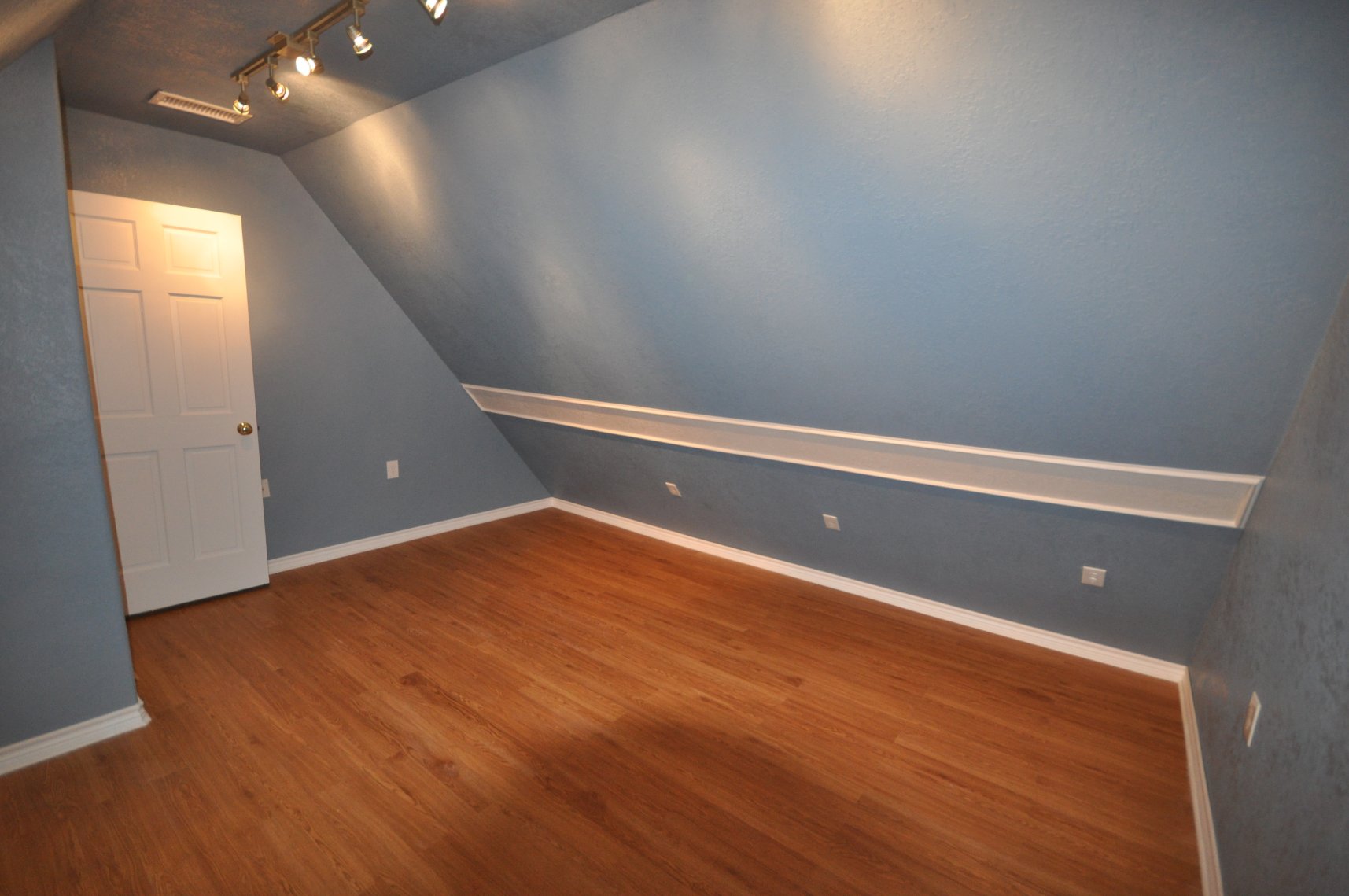 studio_final8.jpg