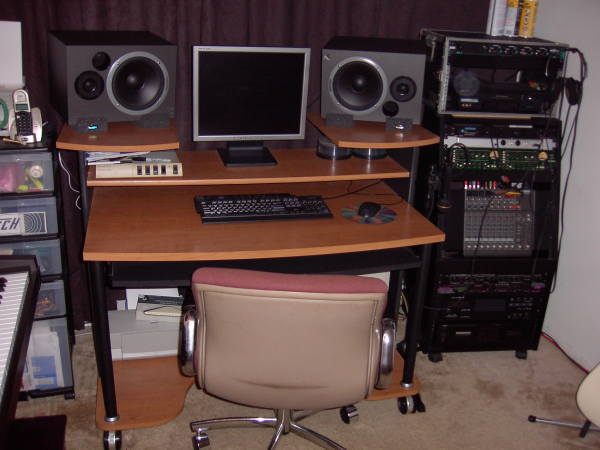 studio_02.jpg