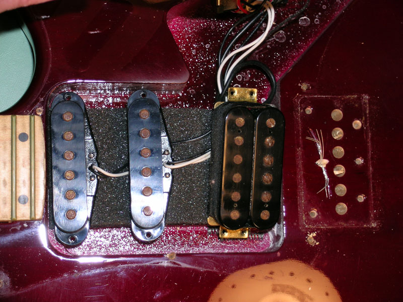pickguard_off2.jpg