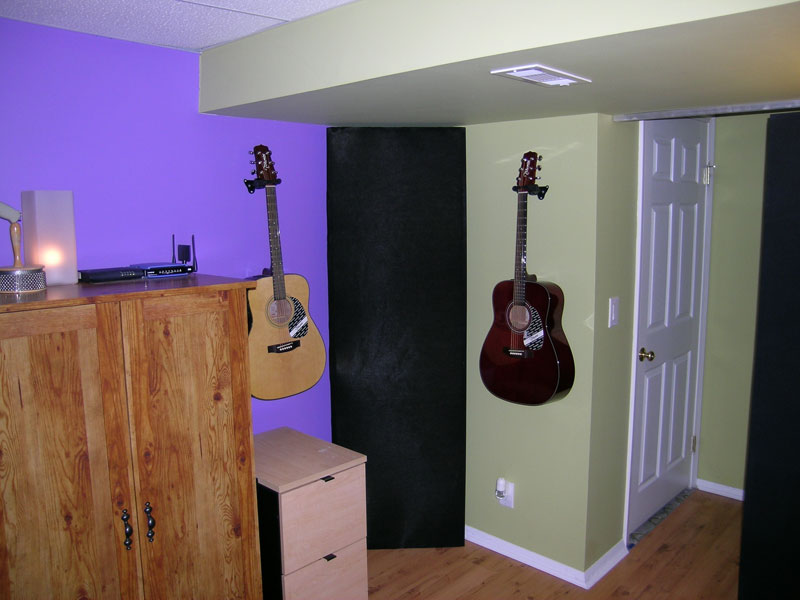 ctrl_guitar_corner.jpg